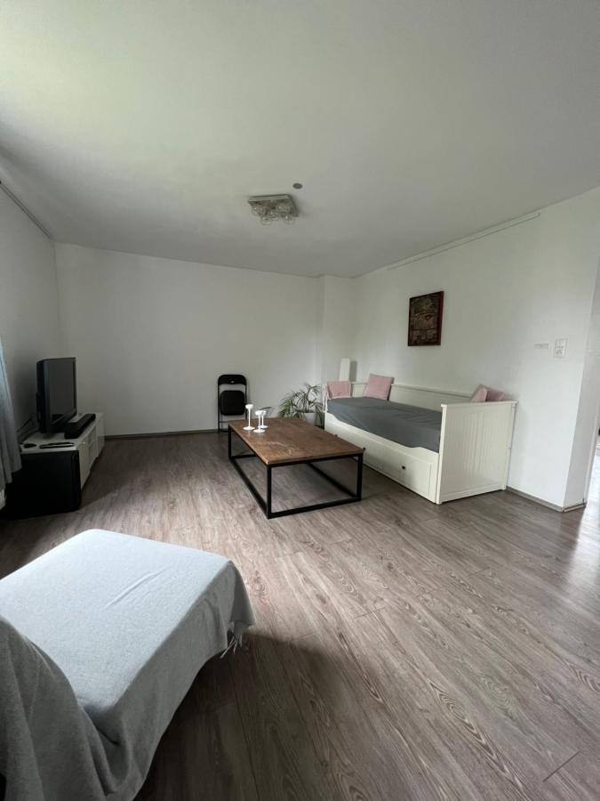 Appartement Im Herzen Der Marzipanstadt
